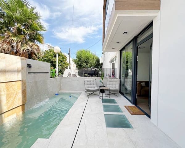 3 soveværelse Byhus til salg i Nueva Torrevieja, Torrevieja med swimmingpool - € 539.000 (Ref: 10171845)