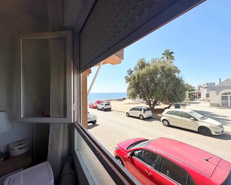 3 bedroom Apartment for sale in Torrevieja - € 215,000 (Ref: 10172143)