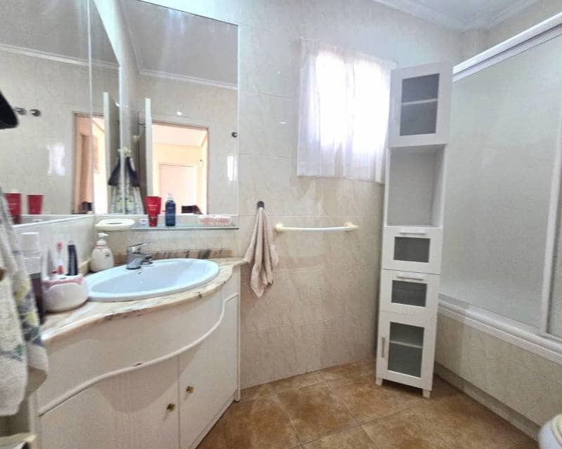 3 camera da letto Villa in vendita in Torrevieja con piscina garage - 347.800 € (Rif: 10175671)