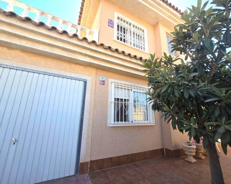 3 camera da letto Villa in vendita in Torrevieja con piscina garage - 347.800 € (Rif: 10175671)