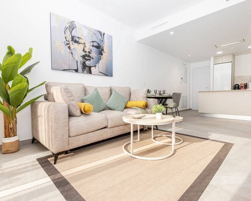 2 soverom Leilighet til salgs i Torrevieja med svømmebasseng - € 269 000 (Ref: 10175672)