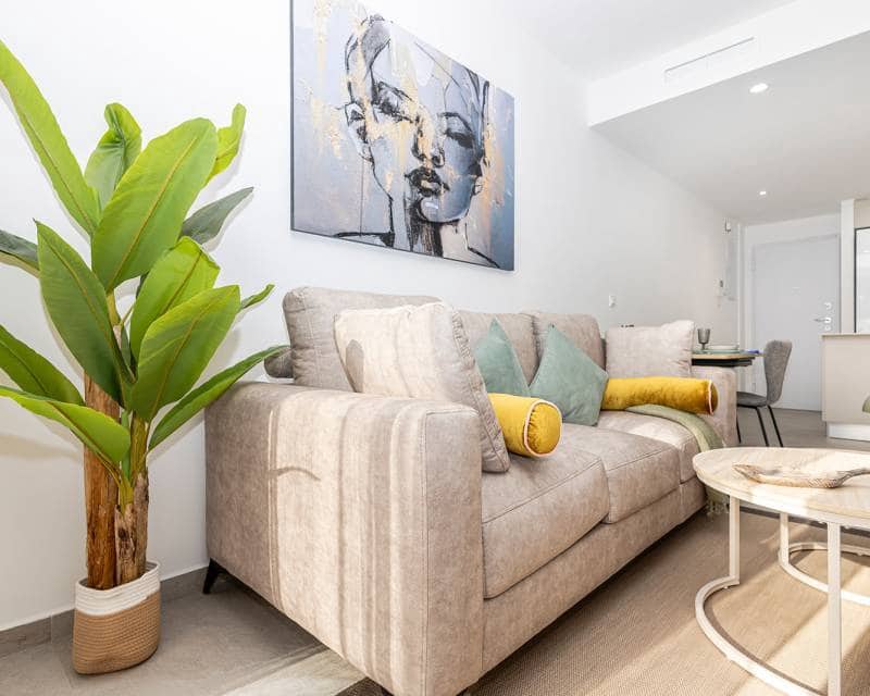 2 soverom Leilighet til salgs i Torrevieja med svømmebasseng - € 269 000 (Ref: 10175672)