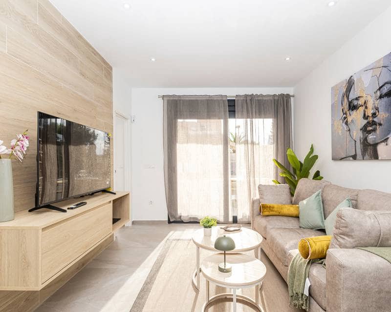 2 soverom Leilighet til salgs i Torrevieja med svømmebasseng - € 269 000 (Ref: 10175672)