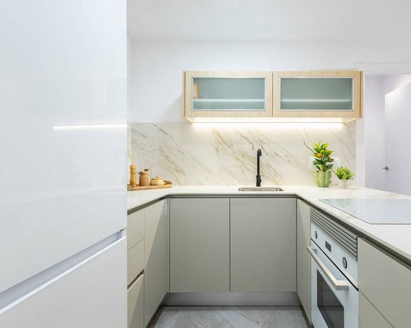 2 soverom Leilighet til salgs i Torrevieja med svømmebasseng - € 269 000 (Ref: 10175672)
