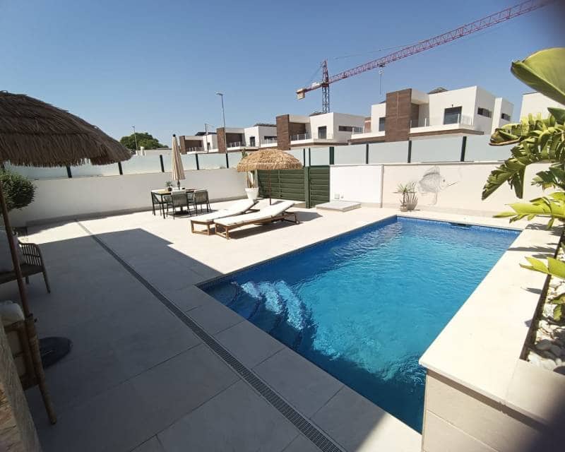 3 chambre Villa/Maison à vendre à Daya Nueva avec piscine - 445 000 € (Ref: 10175673)