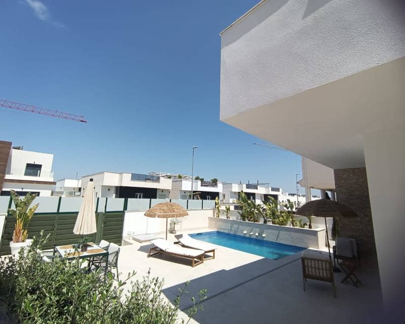 3 chambre Villa/Maison à vendre à Daya Nueva avec piscine - 445 000 € (Ref: 10175673)