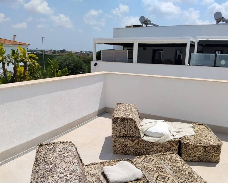 3 chambre Villa/Maison à vendre à Daya Nueva avec piscine - 445 000 € (Ref: 10175673)