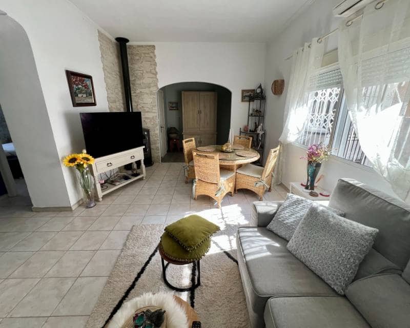 3 bedroom Villa for sale in Benferri with pool - € 235,000 (Ref: 10175782)