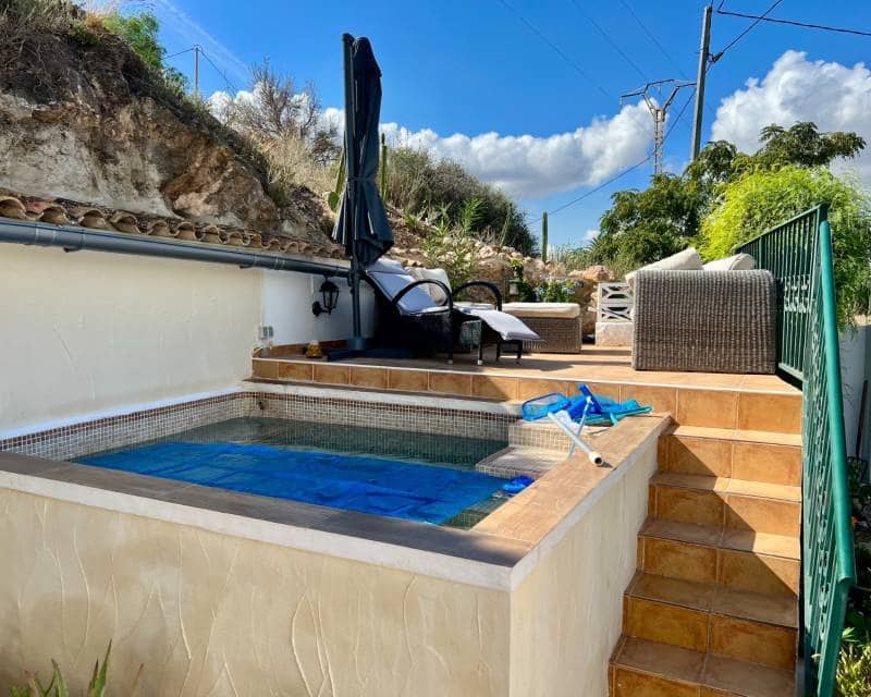 3 bedroom Villa for sale in Benferri with pool - € 235,000 (Ref: 10175782)