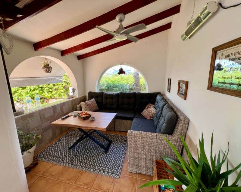 3 bedroom Villa for sale in Benferri with pool - € 235,000 (Ref: 10175782)