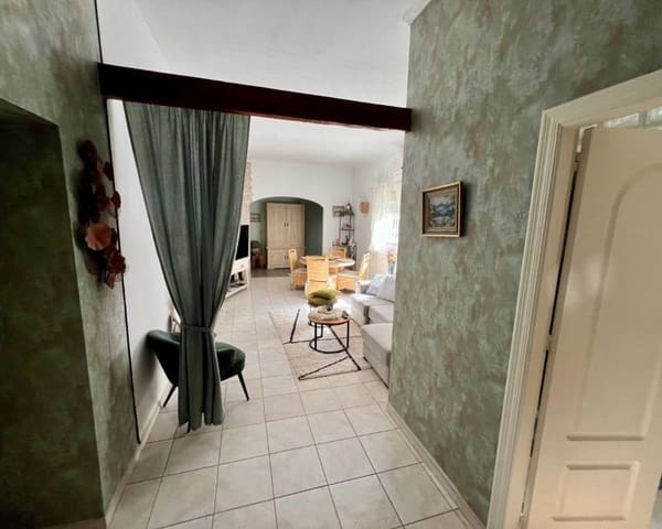 3 bedroom Villa for sale in Benferri with pool - € 235,000 (Ref: 10175782)
