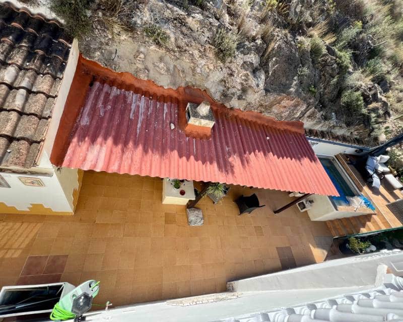 3 bedroom Villa for sale in Benferri with pool - € 235,000 (Ref: 10175782)