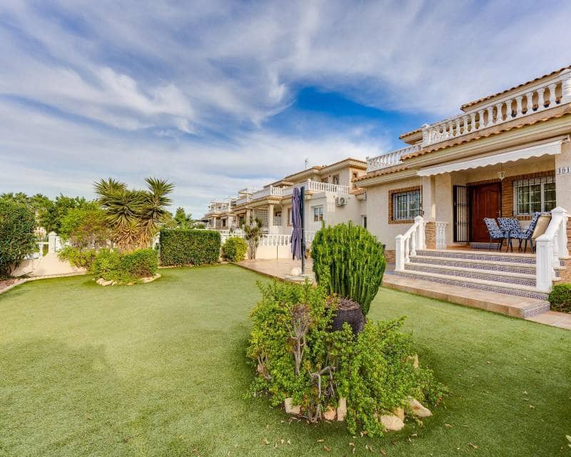 Chalet de 3 habitaciones en Los Dolses en venta con piscina garaje - 365.000 € (Ref: 10177538)