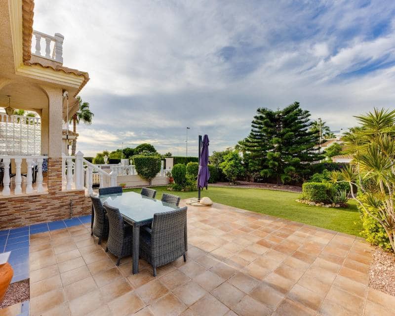 Chalet de 3 habitaciones en Los Dolses en venta con piscina garaje - 365.000 € (Ref: 10177538)