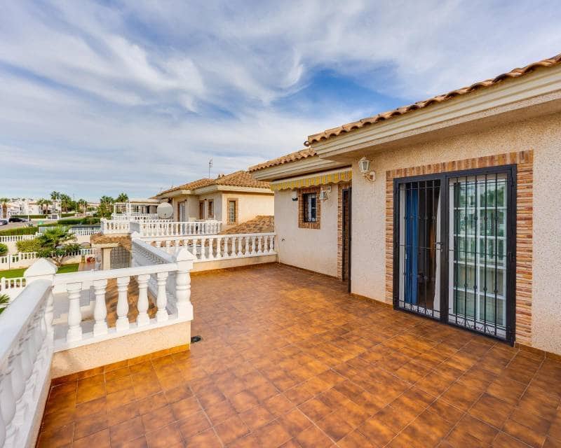 Chalet de 3 habitaciones en Los Dolses en venta con piscina garaje - 365.000 € (Ref: 10177538)