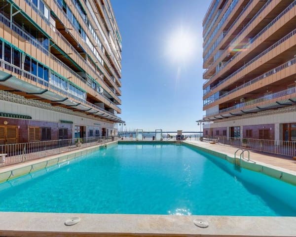 2 soveværelse Lejlighed til salg i Playa del Acequión, Torrevieja med swimmingpool - € 550.000 (Ref: 10177544)