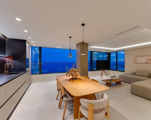 2 soveværelse Lejlighed til salg i Playa del Acequión, Torrevieja med swimmingpool - € 550.000 (Ref: 10177544)