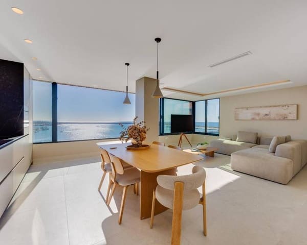 2 soveværelse Lejlighed til salg i Playa del Acequión, Torrevieja med swimmingpool - € 550.000 (Ref: 10177544)