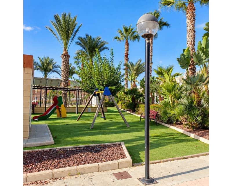3 soveværelse Byhus til salg i Villamartin med swimmingpool garage - € 395.000 (Ref: 10179224)