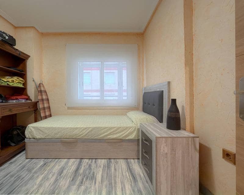 3 soveværelse Lejlighed til salg i Torrevieja med swimmingpool - € 229.900 (Ref: 10179667)