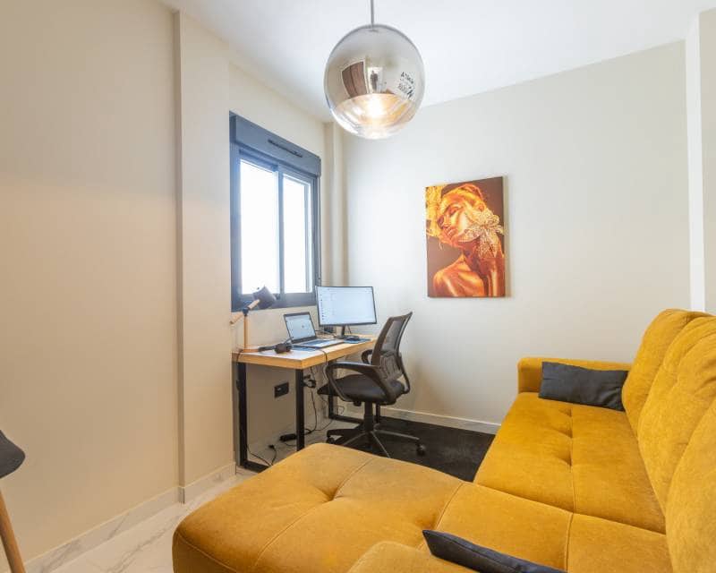 3 sovrum Takvåning till salu i Torrevieja med pool garage - 379 000 € (Ref: 10181727)