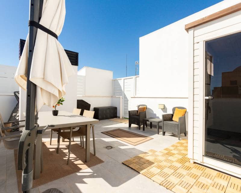 3 sovrum Takvåning till salu i Torrevieja med pool garage - 379 000 € (Ref: 10181727)