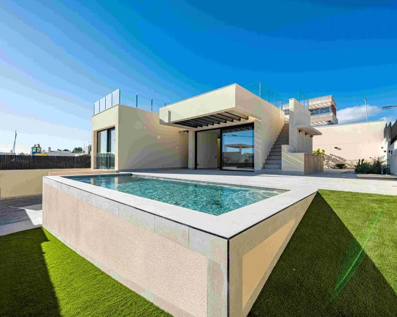 4 bedroom Villa for sale in Polop with pool garage - € 970,000 (Ref: 10182032)