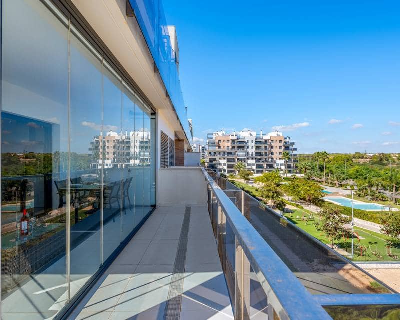 3 bedroom Apartment for sale in Mil Palmeras with pool garage - € 435,000 (Ref: 10183285)