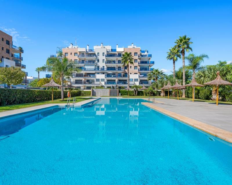 3 bedroom Apartment for sale in Mil Palmeras with pool garage - € 435,000 (Ref: 10183285)