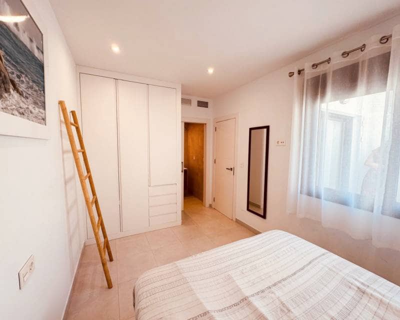 2 Zimmer Apartment zu verkaufen in Lo Pagan mit Pool Garage - 249.000 € (Ref: 10183541)