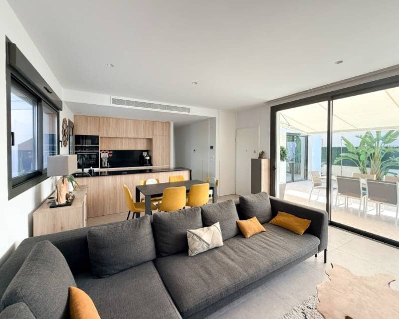 3 soverom Villa til salgs i Santiago de la Ribera med svømmebasseng garasje - € 489 000 (Ref: 10183737)