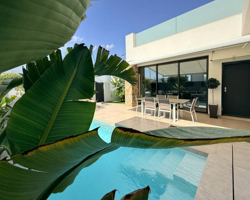 3 soverom Villa til salgs i Santiago de la Ribera med svømmebasseng garasje - € 489 000 (Ref: 10183737)