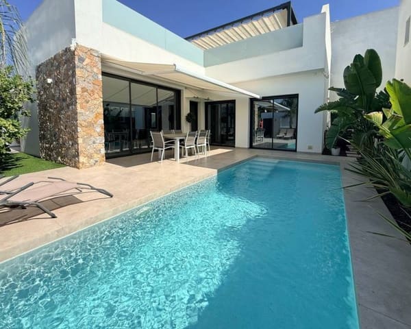 3 soverom Villa til salgs i Santiago de la Ribera, San Javier med svømmebasseng garasje - € 489 000 (Ref: 10183737)