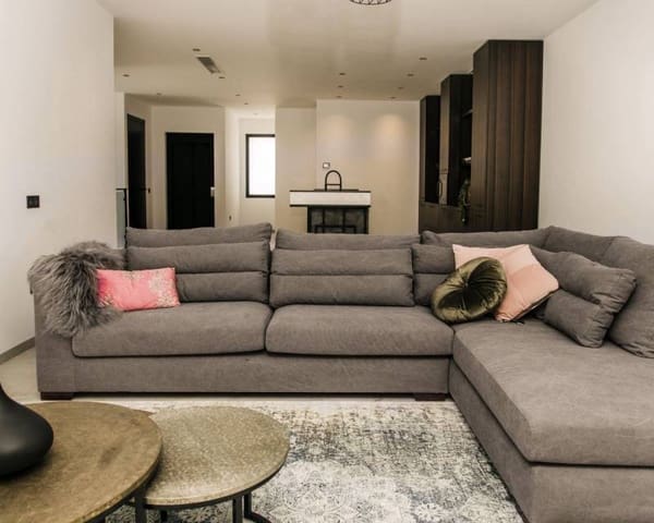 4 makuuhuone Paritalo myytävänä paikassa Ciudad Quesada, Rojales mukana uima-altaan 
autotalli - 1 450 000 € (Ref: 6045871)