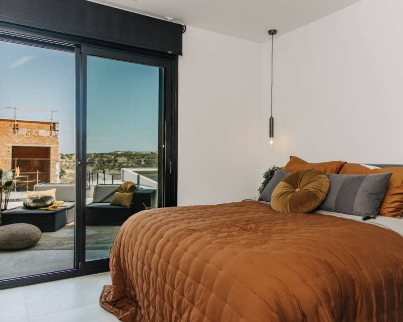 4 soveværelse Semi-Rækkehus til salg i Ciudad Quesada med swimmingpool garage - € 1.450.000 (Ref: 6045871)