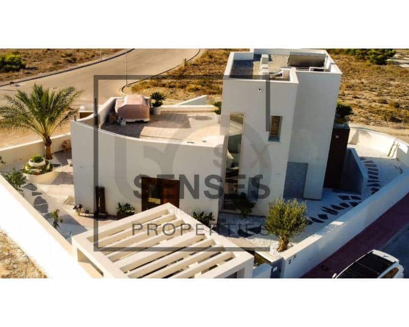 3 sypialnia Willa na sprzedaż w Lo Pepin z basenem - 715 000 € (Ref: 6143801)