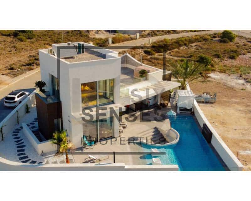 3 sypialnia Willa na sprzedaż w Lo Pepin z basenem - 715 000 € (Ref: 6143801)