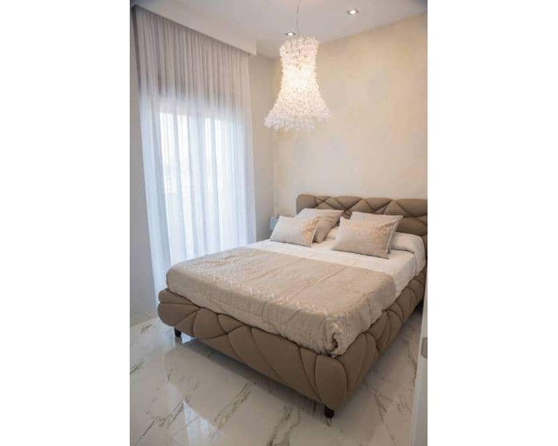 3 slaapkamer Villa te koop in Villamartin met zwembad - € 399.900 (Ref: 6308675)