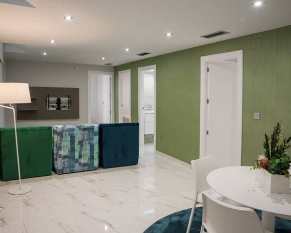 3 bedroom Villa for sale in Villamartin, Orihuela with pool - € 399,900 (Ref: 6308675)