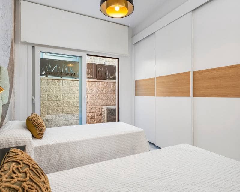 3 bedroom Villa for sale in Ciudad Quesada with pool - € 579,000 (Ref: 6480270)