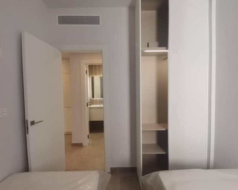 2 makuuhuone Ranta-asunto myytävänä paikassa Torrevieja mukana uima-altaan - 259 000 € (Ref: 6491605)