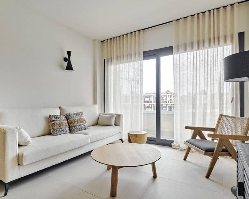 2 soveværelse Byhus til salg i Torrevieja med swimmingpool - € 380.000 (Ref: 6590662)