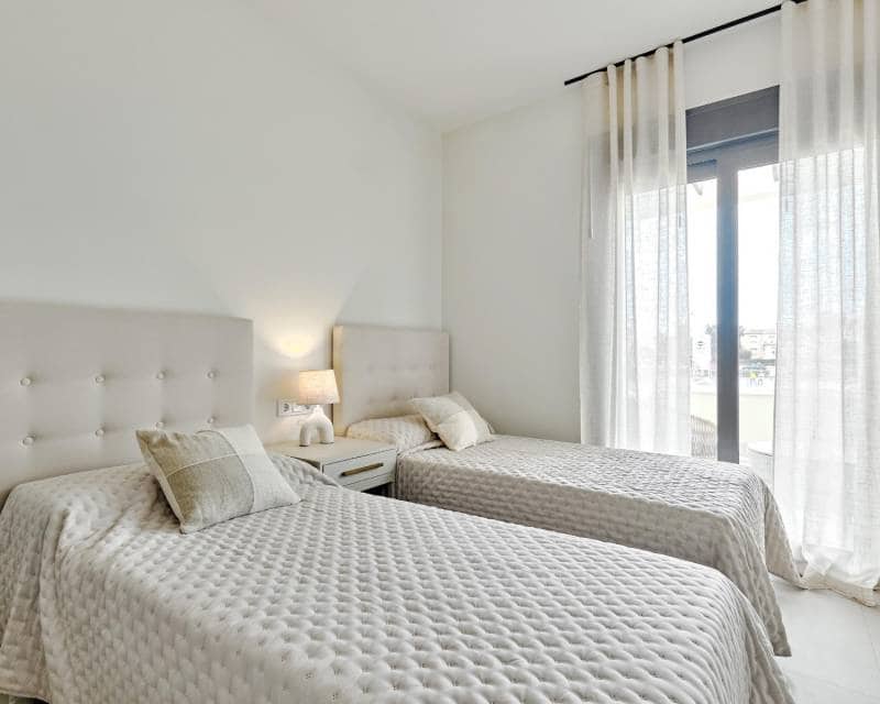 2 soveværelse Byhus til salg i Torrevieja med swimmingpool - € 380.000 (Ref: 6590662)