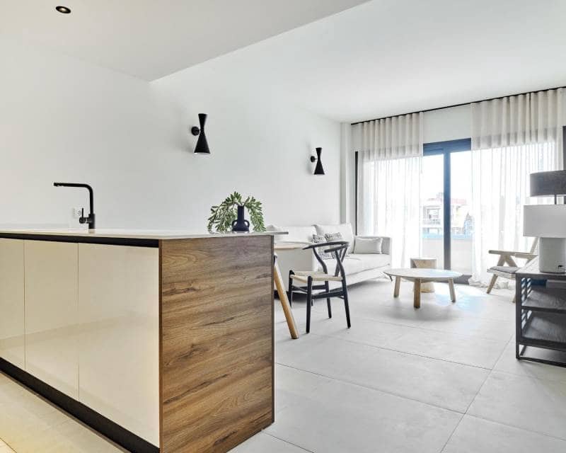 2 soveværelse Byhus til salg i Torrevieja med swimmingpool - € 380.000 (Ref: 6590662)