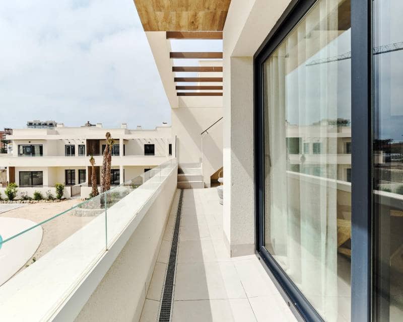 2 soveværelse Byhus til salg i Torrevieja med swimmingpool - € 380.000 (Ref: 6590662)