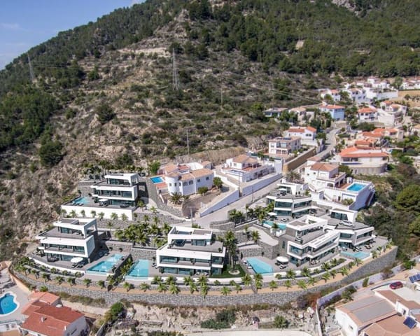 4 chambre Villa/Maison à vendre à Oltamar - Cucarres, Calpe / Calp avec piscine garage - 1 850 000 € (Ref: 6689178)