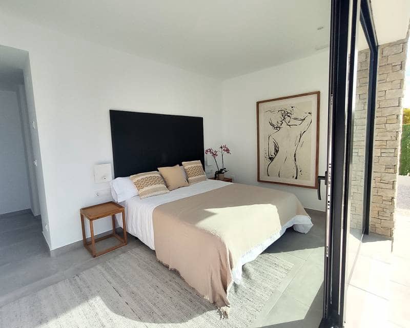 3 soveværelse Villa til salg i Calasparra med swimmingpool garage - € 345.000 (Ref: 6693775)