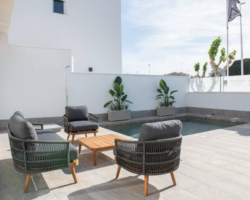 3 Zimmer Reihenhaus zu verkaufen in San Pedro del Pinatar mit Pool - 349.000 € (Ref: 6704727)