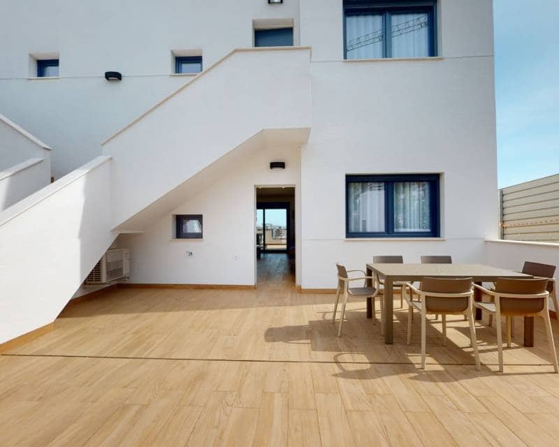 2 soverom Hus til salgs i Torrevieja med svømmebasseng garasje - € 279 900 (Ref: 6762949)