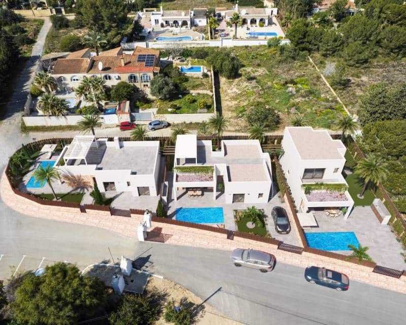 3 soveværelse Villa til salg i Cabo Roig med swimmingpool garage - € 760.000 (Ref: 6787039)